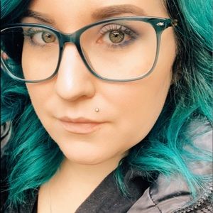 Meet your Posher, Shelby